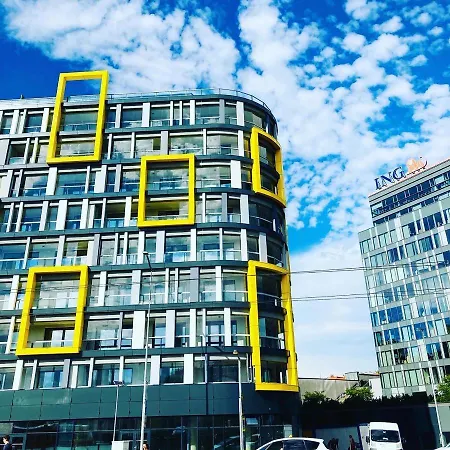 Blanc Harfa Design *