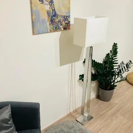 Blanc Harfa Design Apartment *